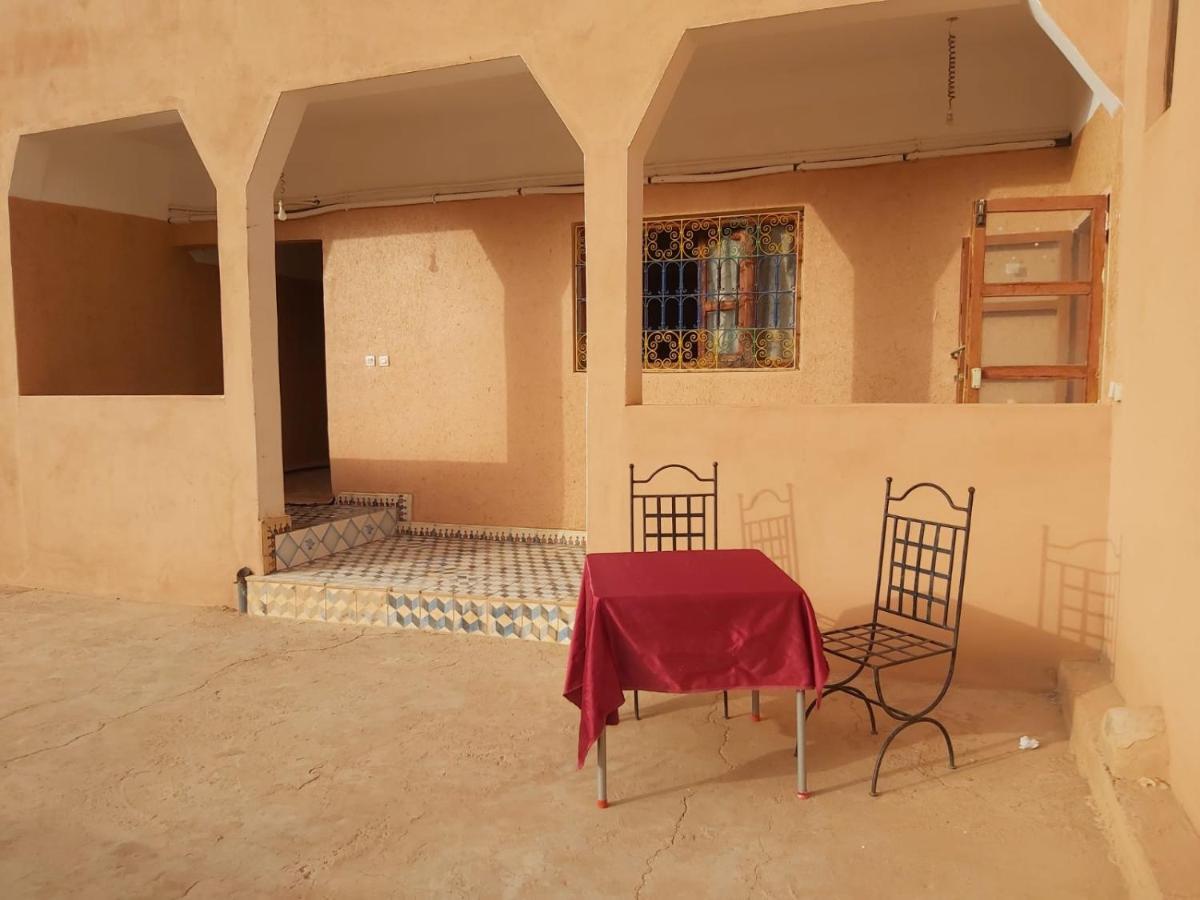 Kasbah Ait Arbi Hotel Ait Ougliff Exterior photo