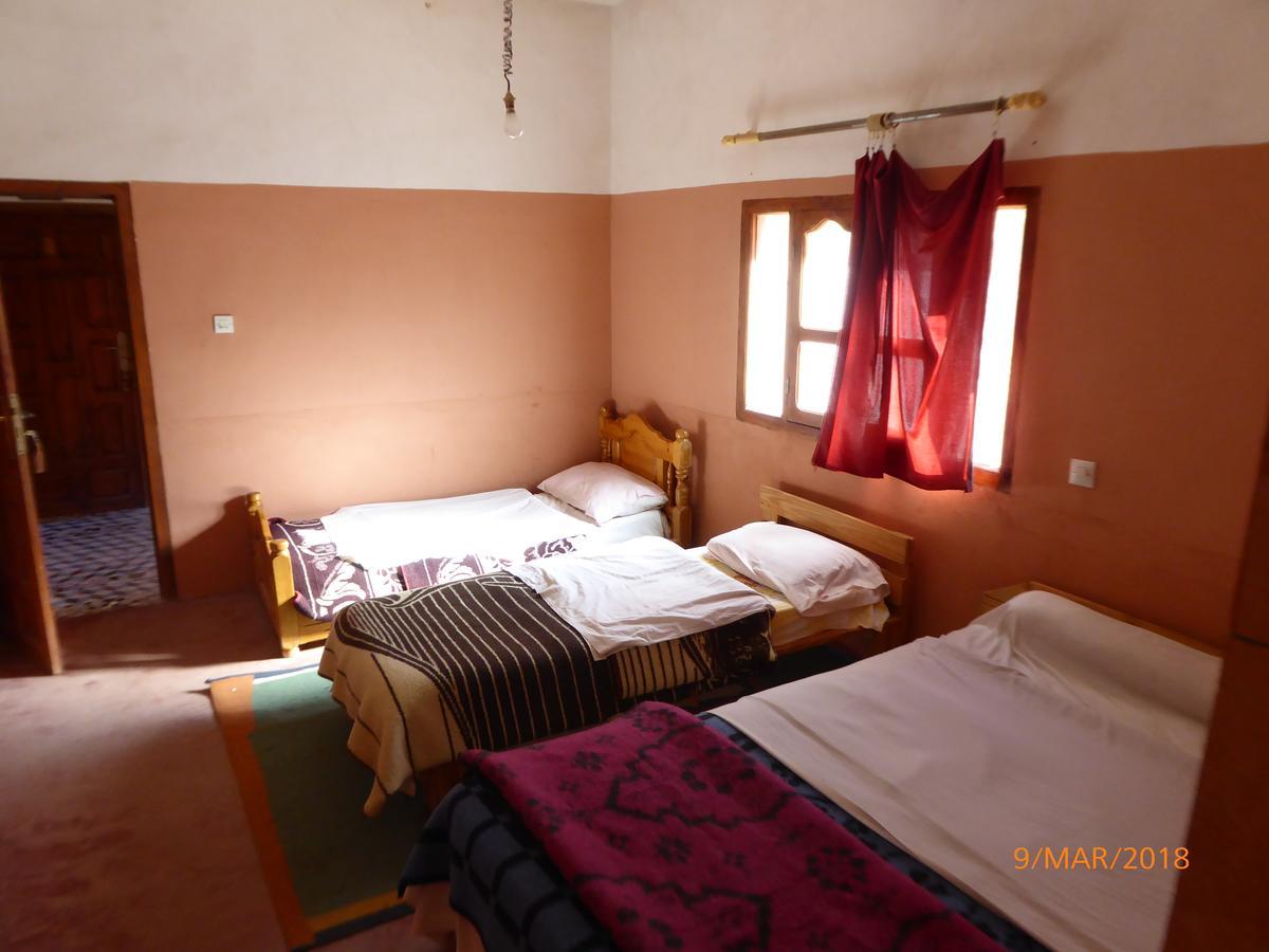 Kasbah Ait Arbi Hotel Ait Ougliff Exterior photo